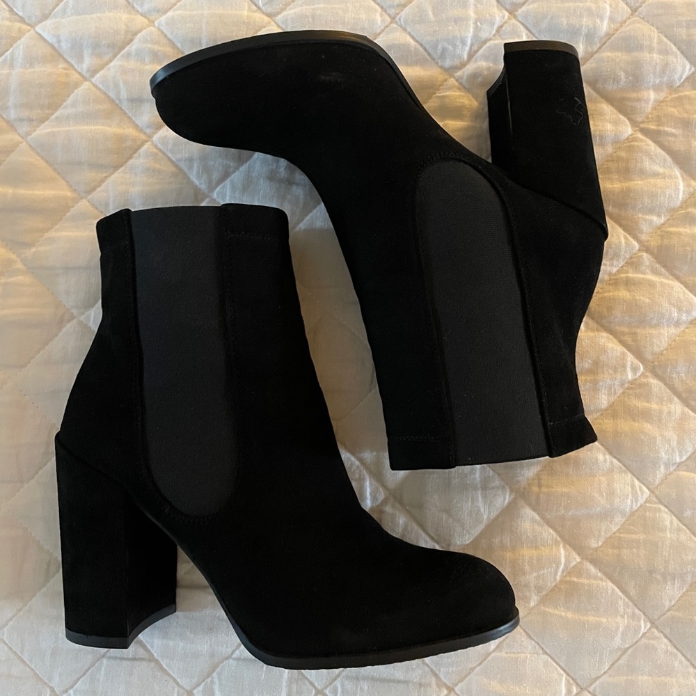 Stuart Weitzman Black Booties 8.5